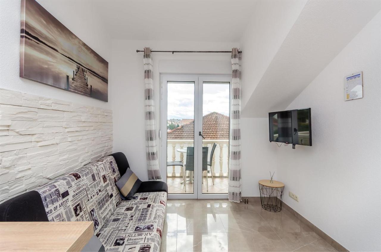 Apartments Marina Trogir Ngoại thất bức ảnh